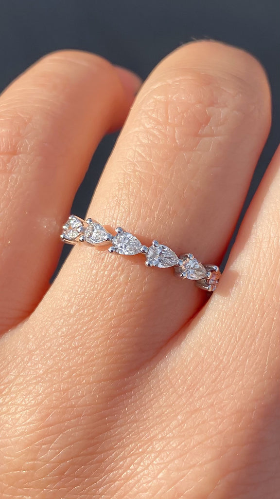 Lab Grown Diamond East-West Pear Cut Band