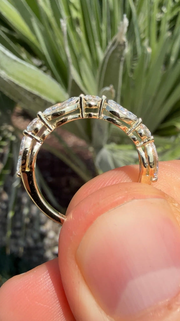 Shared Prong Marquise and Round Lab Diamond Band