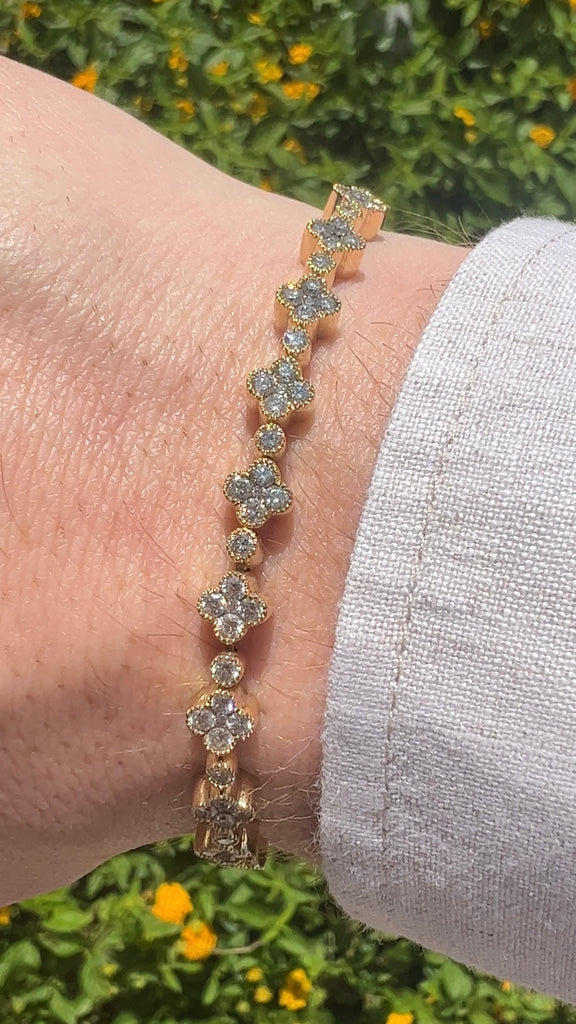 Van Cleef Clover Diamond Bracelet