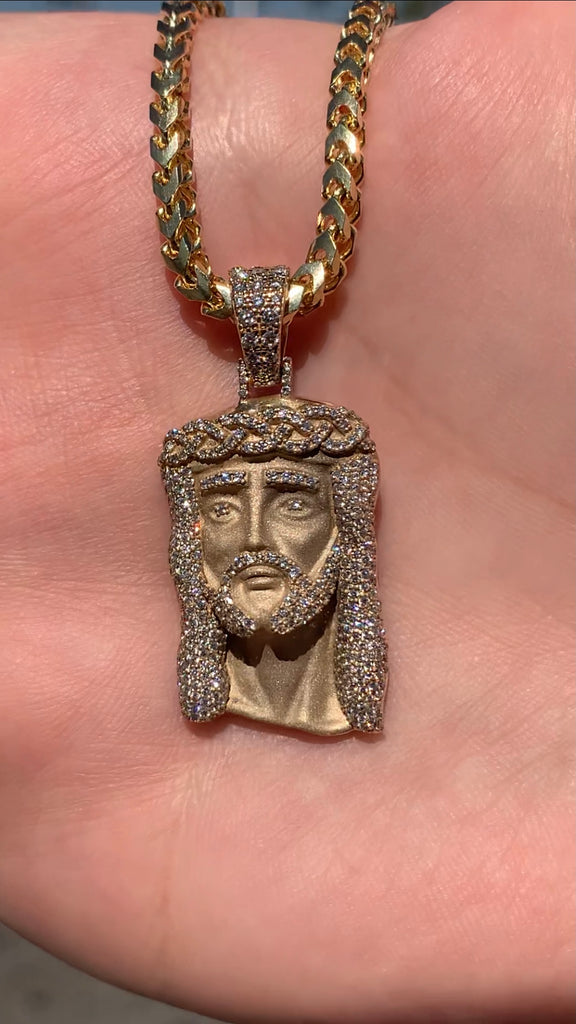 14K Gold Diamond Jesus Piece Pendant Chain