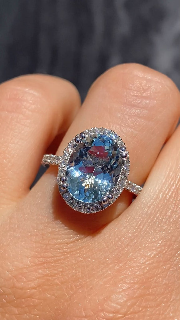4 Carat Oval Aquamarine Diamond Halo Engagement Ring