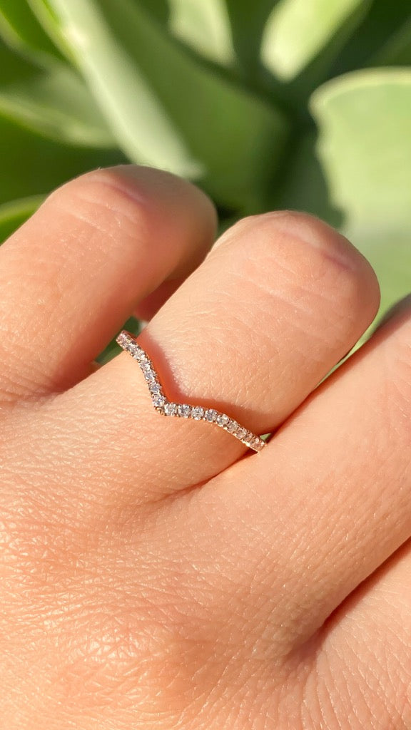 Contemporary V-Shaped Diamond Wedding Ring