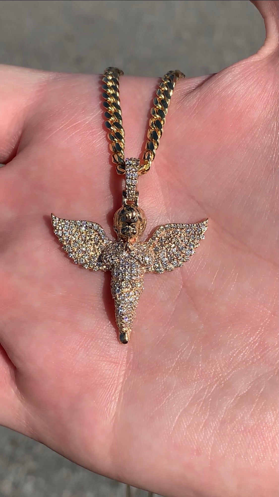 Gold angel necklace with diamonds Outlet