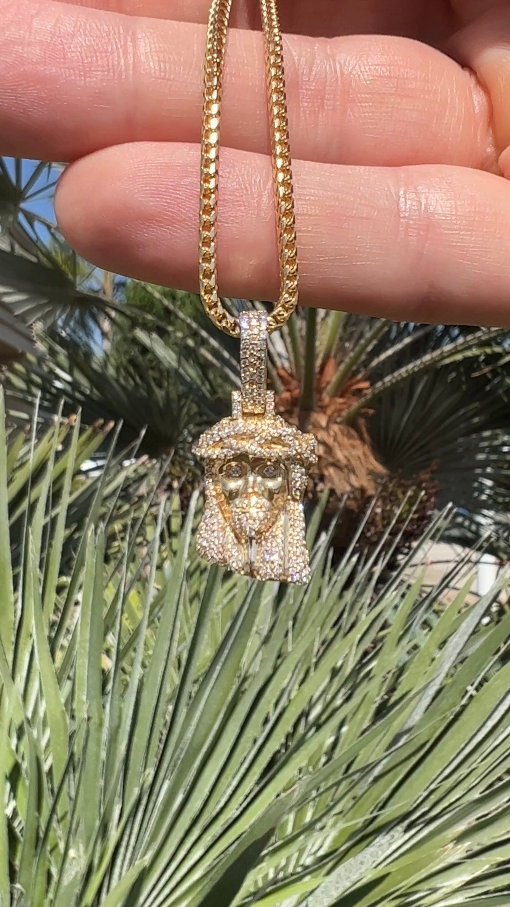 Diamond Micro Jesus Piece Pendant Jesus Head Necklace – Justin's