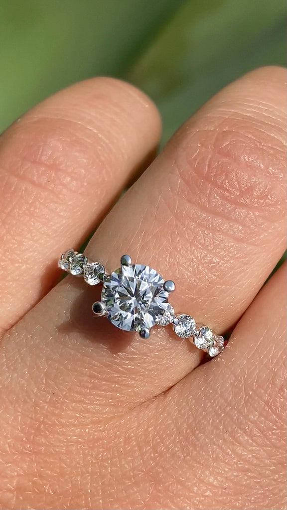 Natural Diamond Round Brilliant Diamond Shared Prong Engagement Ring with Lab Grown Diamond - Moissainite - Natural Diamond