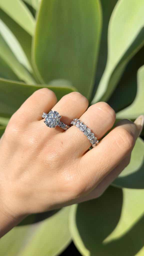 Lab Grown 3 Carat Oval Diamond Engagement Ring