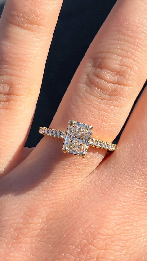 2 ct Radiant Cut Diamond Engagement Ring - YouTube