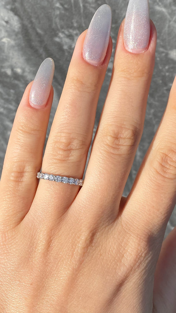 Round Brilliant Diamond Eternity Band